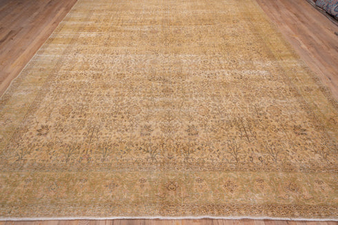 Vintage Sivas Area Rug (9' x 12')